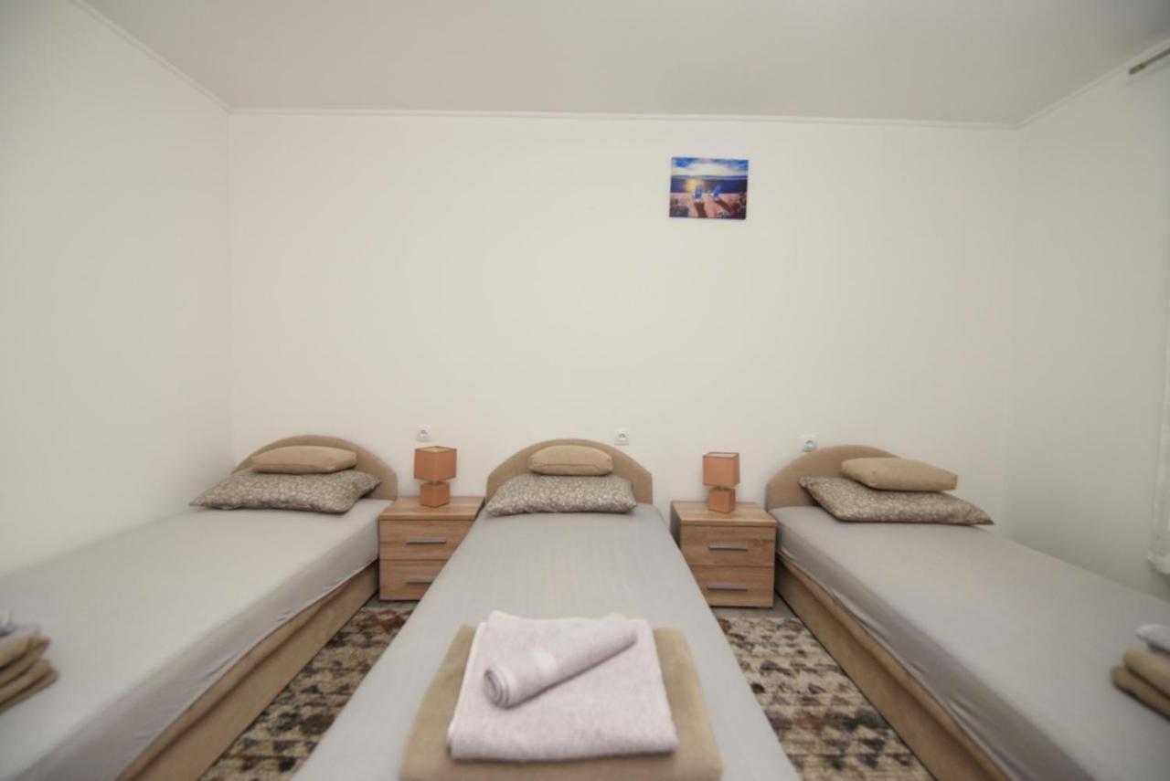 Apartment Miske Ivanica Eksteriør bilde
