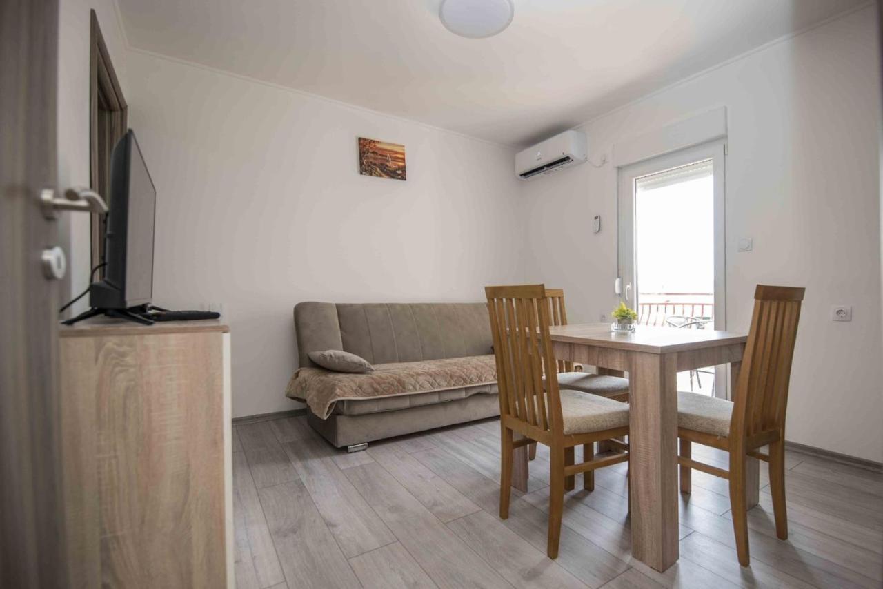Apartment Miske Ivanica Eksteriør bilde